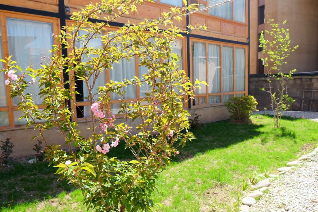 Huksum House Apartment Deqen ภายนอก รูปภาพ